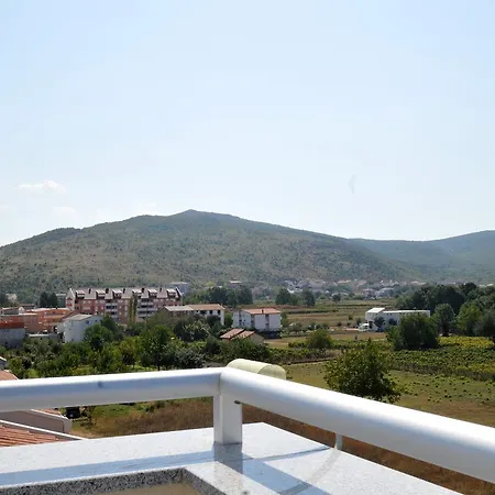 Pervan 3*